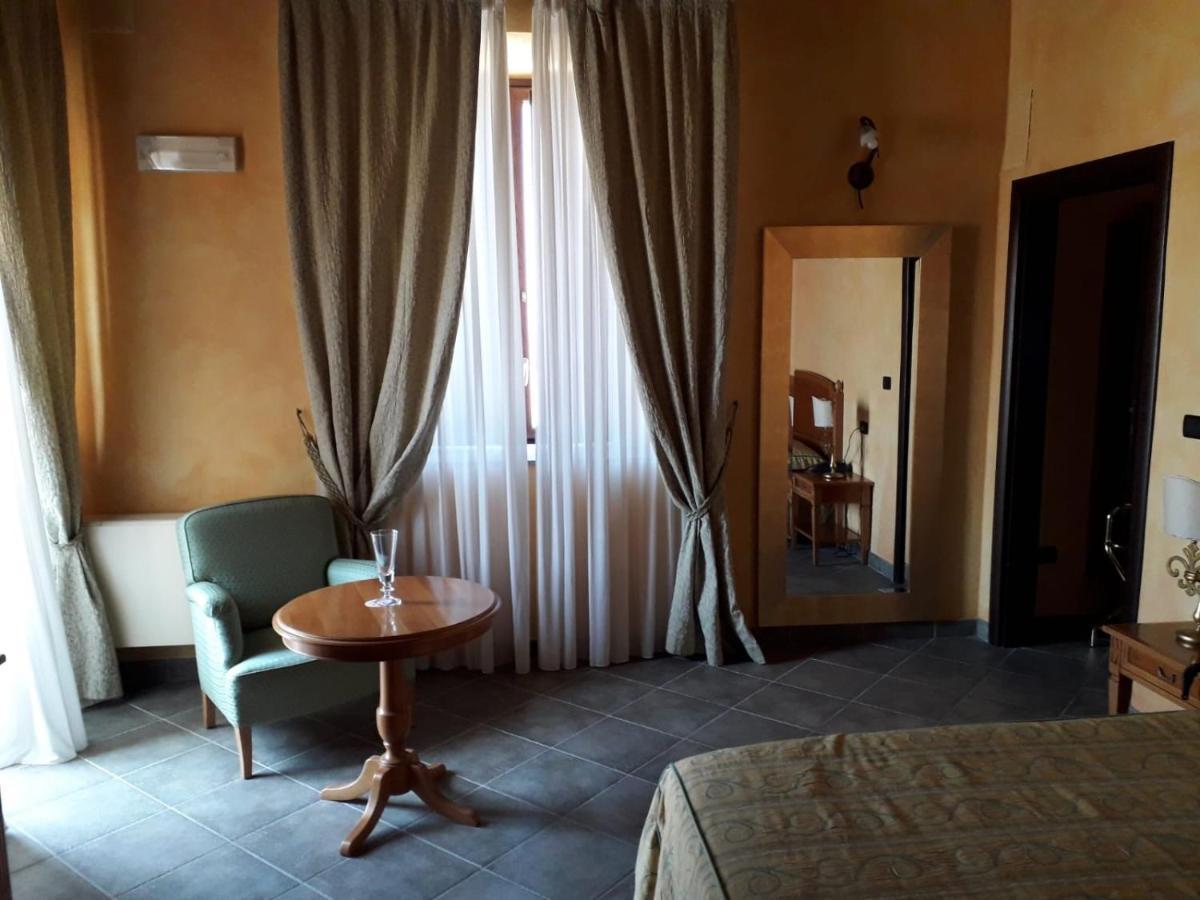 Palazzo Marzano Hotell Briatico Eksteriør bilde