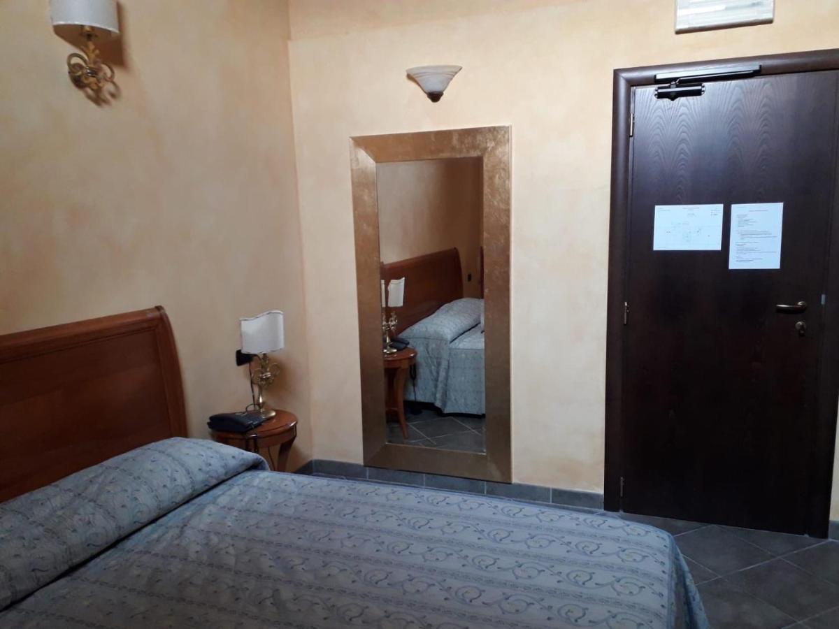 Palazzo Marzano Hotell Briatico Eksteriør bilde