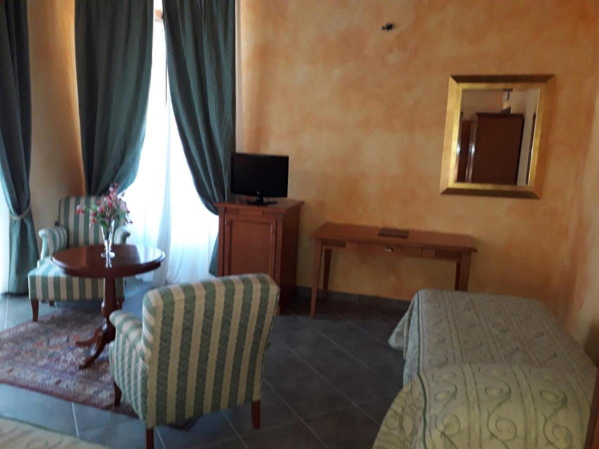 Palazzo Marzano Hotell Briatico Eksteriør bilde